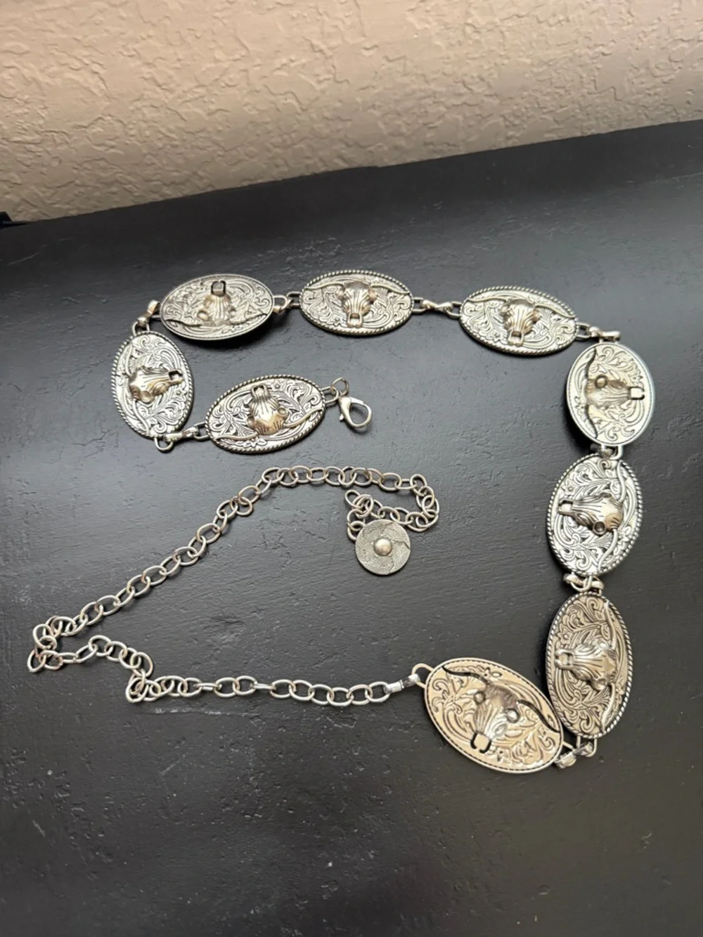 Silver-Tone Western Oval Concho Belt - Picture 1 of 2